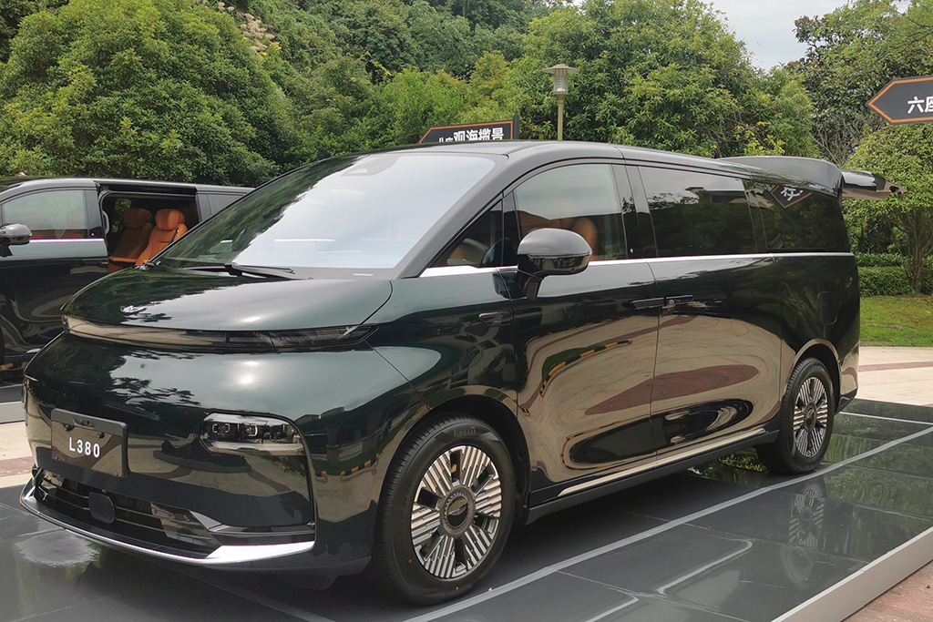 ����L380��½�ؿտͣ���ʵ��ڹ�ͺ�Ϊ����