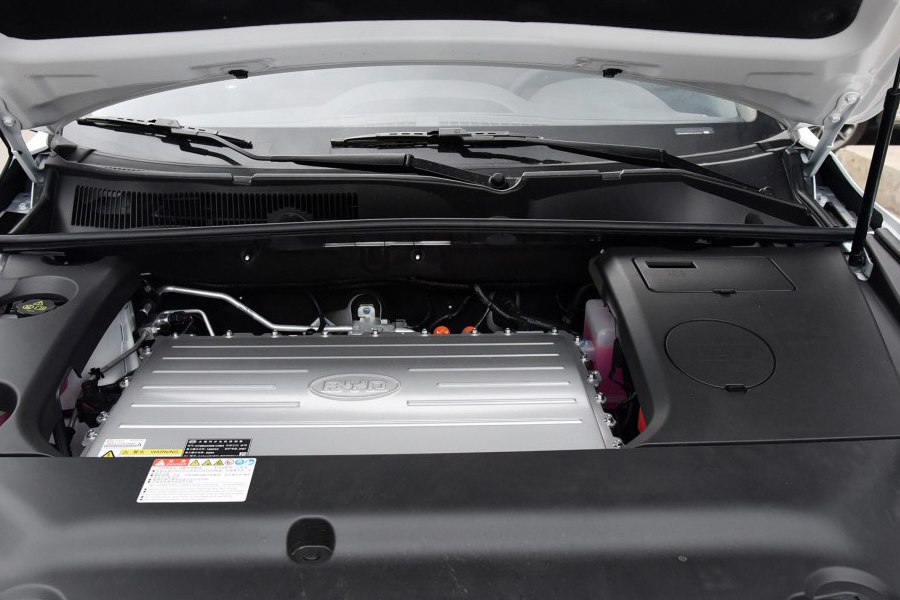 比亚迪宋EV400售价26.41万起 欢迎品鉴