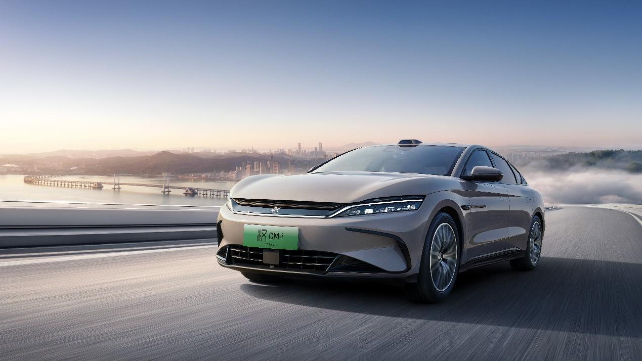 2025款漢上市售價16.58萬元起，引領中大型轎車油耗進入3時代