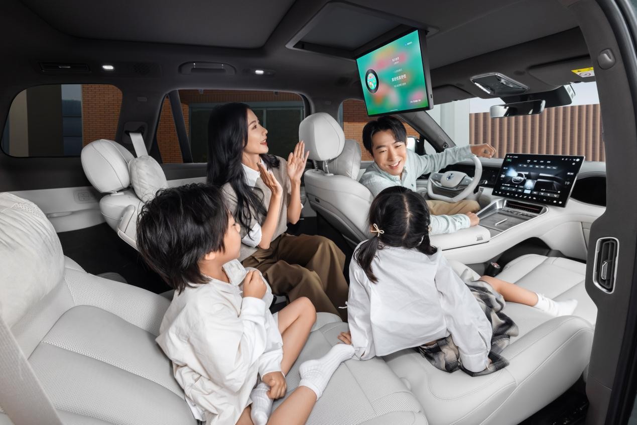 29.98万元起!腾势N8L正式上市 “五心三感”打造“美好出行家” 29.98万元起!腾势N8L正式上市 “五心三感”打造“美好出行家”