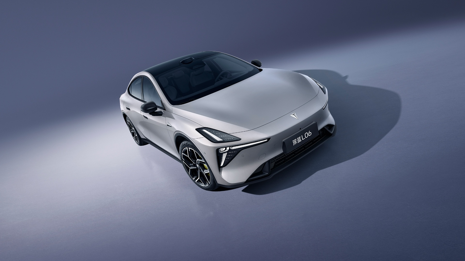 配超跑同款磁流变悬架 深蓝L06预售13.99万起 配超跑同款磁流变悬架 深蓝L06预售13.99万起