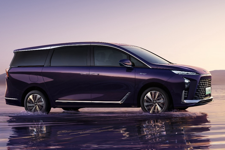 别克GL8家族获新能源MPV保值率第一等多项行业殊荣 别克GL8家族获新能源MPV保值率第一等多项行业殊荣