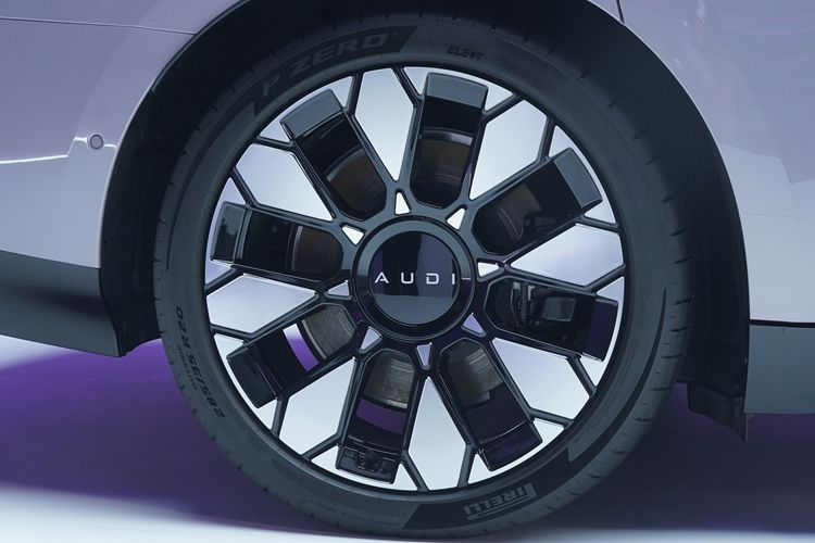 奥迪 E5 Sportback：车型配置盘点