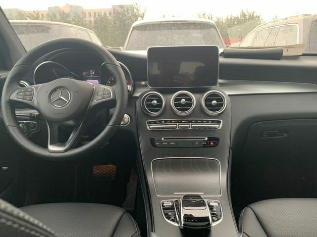 2019款奔驰GLC300惠抵津城唯美心动SUV.