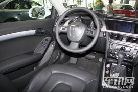 奥迪-奥迪A5(进口)-3.2 coupe quattro