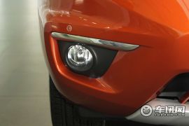 雷诺-科雷傲(进口)-2.5 四驱豪华导航版