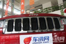 吉普-大切诺基-3.6 旗舰导航版