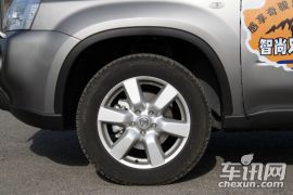 东风日产-奇骏-2.5L XV 至尊版 CVT 4WD