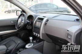 东风日产-奇骏-2.5L XV 至尊版 CVT 4WD