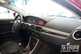 上海汽车-荣威550-550 1.8 AT启智版