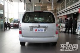 通用别克-别克GL8-2.4L LT行政版