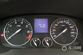 雷诺-拉古那(进口)-2.0T 舒适版