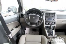 道奇-酷搏(进口)-2.0 SXT舒适版