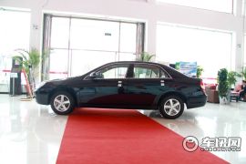 比亚迪-比亚迪F6-黄金版 1.8L MT豪华型