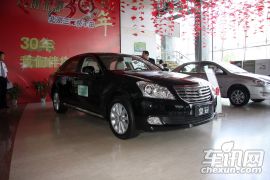 一汽丰田-皇冠-V6 2.5 Royal 真皮天窗导航版