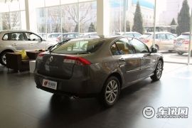 雷诺-拉古那(进口)-2.0T 舒适版