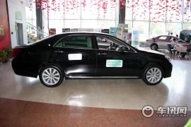 一汽丰田-皇冠-V6 2.5 Royal 真皮天窗导航版