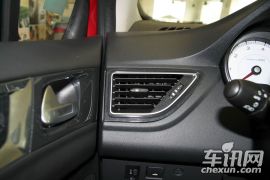 东风标致-308-2.0L 自动尊尚型