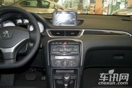 东风标致-308-2.0L 自动尊尚型