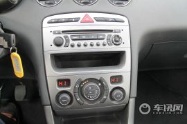 东风标致-408-2.0L手动豪华版