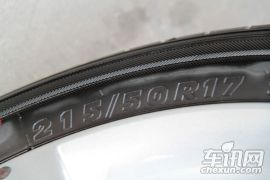 东风标致-408-2.0L手动豪华版