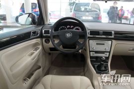 上海大众-PASSAT新领驭-2.0L MFI 手动尊享型