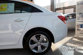 通用雪佛兰-科鲁兹-1.8 SX AT