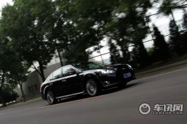 斯巴鲁-力狮(进口)-2.5GT豪华导航版