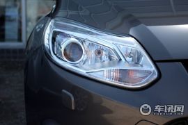 长安福特-福克斯-三厢 2.0 AT 旗舰型