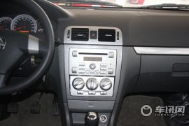 长安汽车-CX30-1.6 MT豪华型