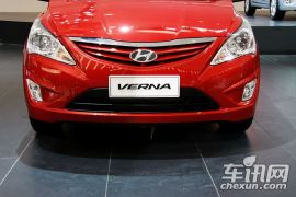 北京现代-瑞纳-1.4 BLUE AT