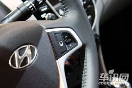 北京现代-瑞纳-1.4 BLUE AT