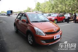 长城汽车-炫丽-CROSS 1.3L AMT