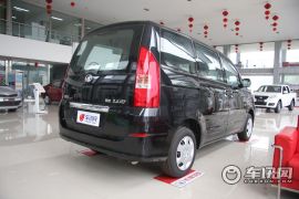 长城汽车-长城V80-2.4 自动豪华型