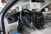 沃尔沃-S60(进口)-2.0T 舒适版