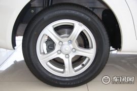 长安汽车-CX30-三厢 1.6 MT标准型