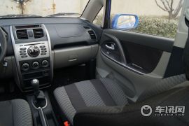 长安汽车-CX20-1.3L MT运动版