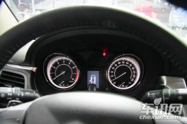 铃木-凯泽西(进口)-2.4L两驱豪华导航版