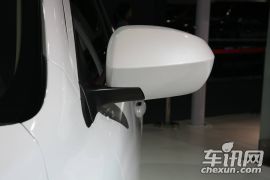 铃木-凯泽西(进口)-2.4L两驱豪华导航版