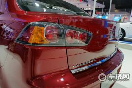 东南汽车-三菱翼神-1.8L 魅力版CVT