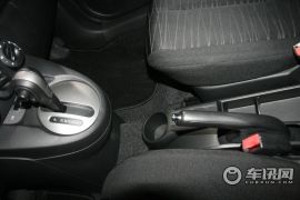 长安马自达-马自达2劲翔-炫动 1.5AT豪华版