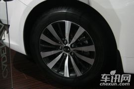 起亚-凯尊(进口)-2.4L 旗舰型