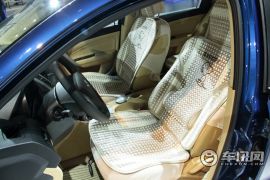 奇瑞汽车-奇瑞A3-两厢 改款1.6MT 尊贵型