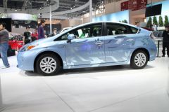 PRIUS PHEV concept