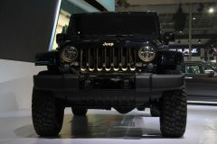 吉普-龙版牧马人