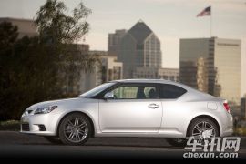 丰田-杰路驰(进口)-2.5L 豪华版