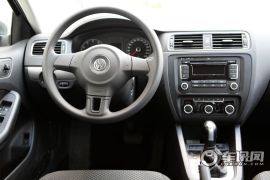 一汽-大众-速腾-1.6L 自动时尚型