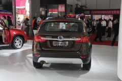 华晨中华-中华V5