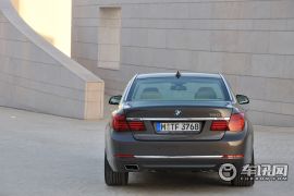 宝马-宝马7系(进口)-基本型