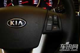 起亚-索兰托(进口)-2.4 至尊版